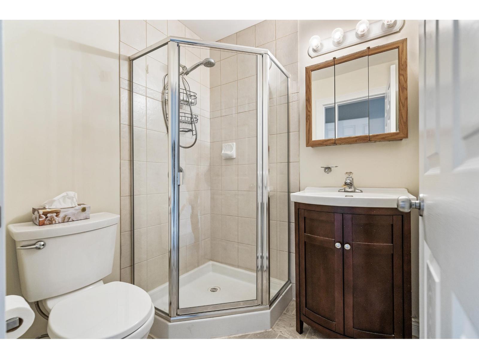 421 12083 92a Avenue, Surrey, British Columbia  V3V 8C8 - Photo 16 - R3073828