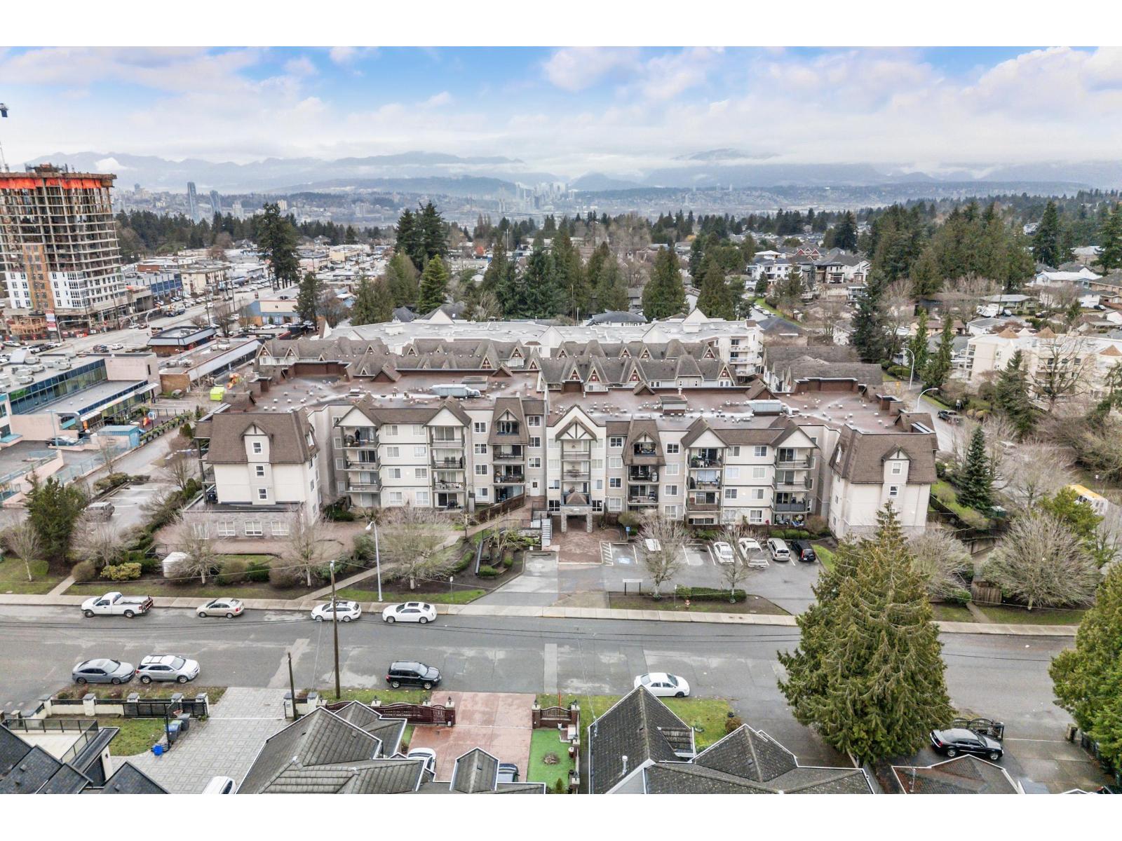 421 12083 92a Avenue, Surrey, British Columbia  V3V 8C8 - Photo 32 - R3073828