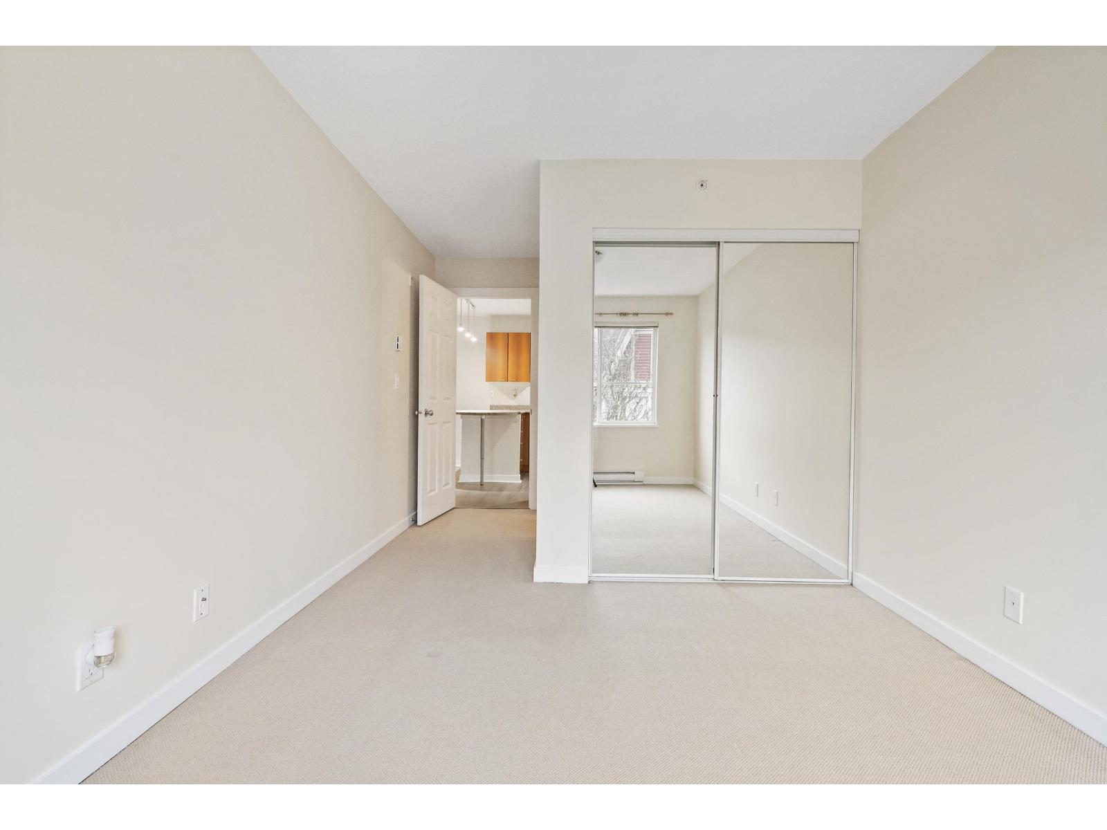 421 12083 92a Avenue, Surrey, British Columbia  V3V 8C8 - Photo 15 - R3073828