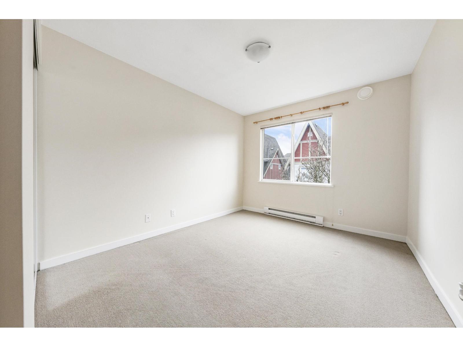 421 12083 92a Avenue, Surrey, British Columbia  V3V 8C8 - Photo 13 - R3073828