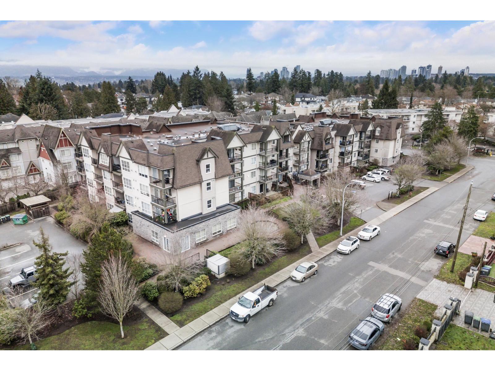 421 12083 92a Avenue, Surrey, British Columbia  V3V 8C8 - Photo 31 - R3073828