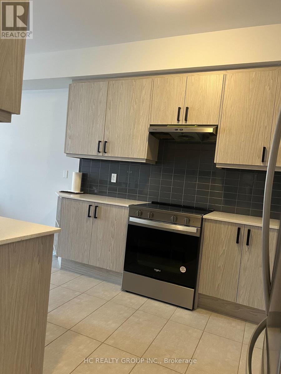 113 Seguin Street, Richmond Hill, Ontario  L4E 1H9 - Photo 3 - N12635214