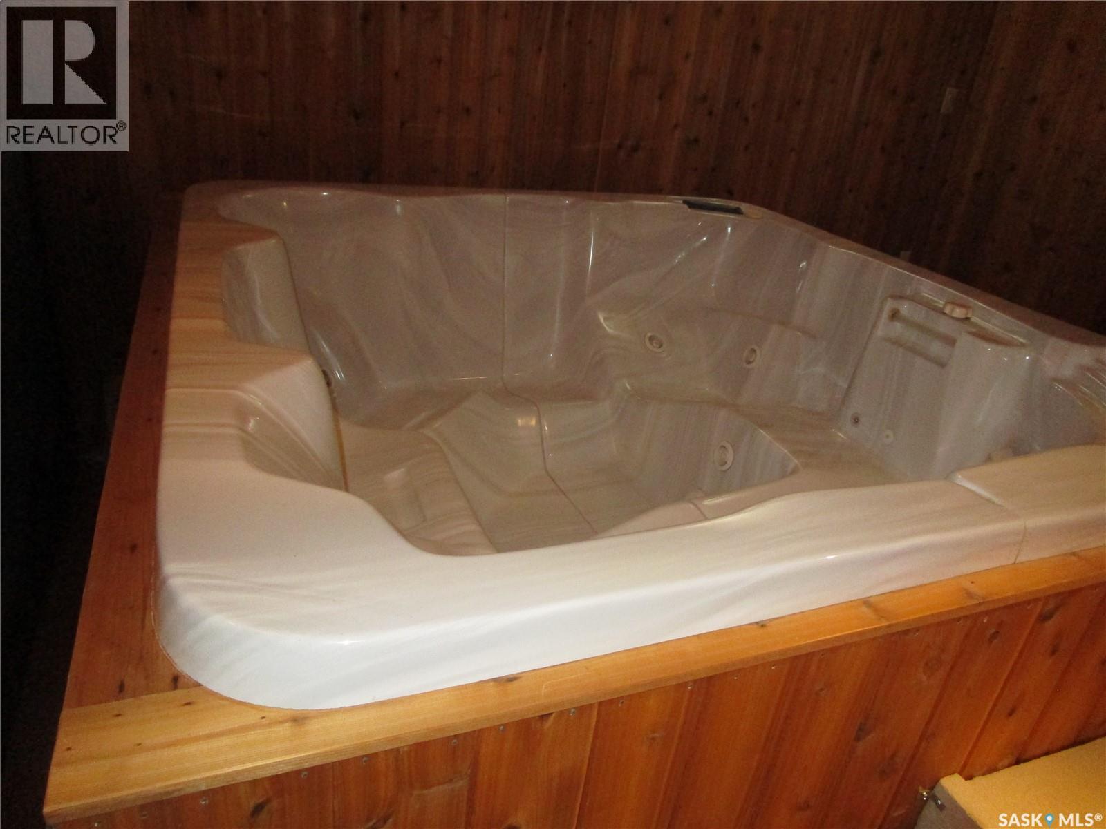 1003 1st Street W, Assiniboia, Saskatchewan  S0H 0B0 - Photo 24 - SK025644