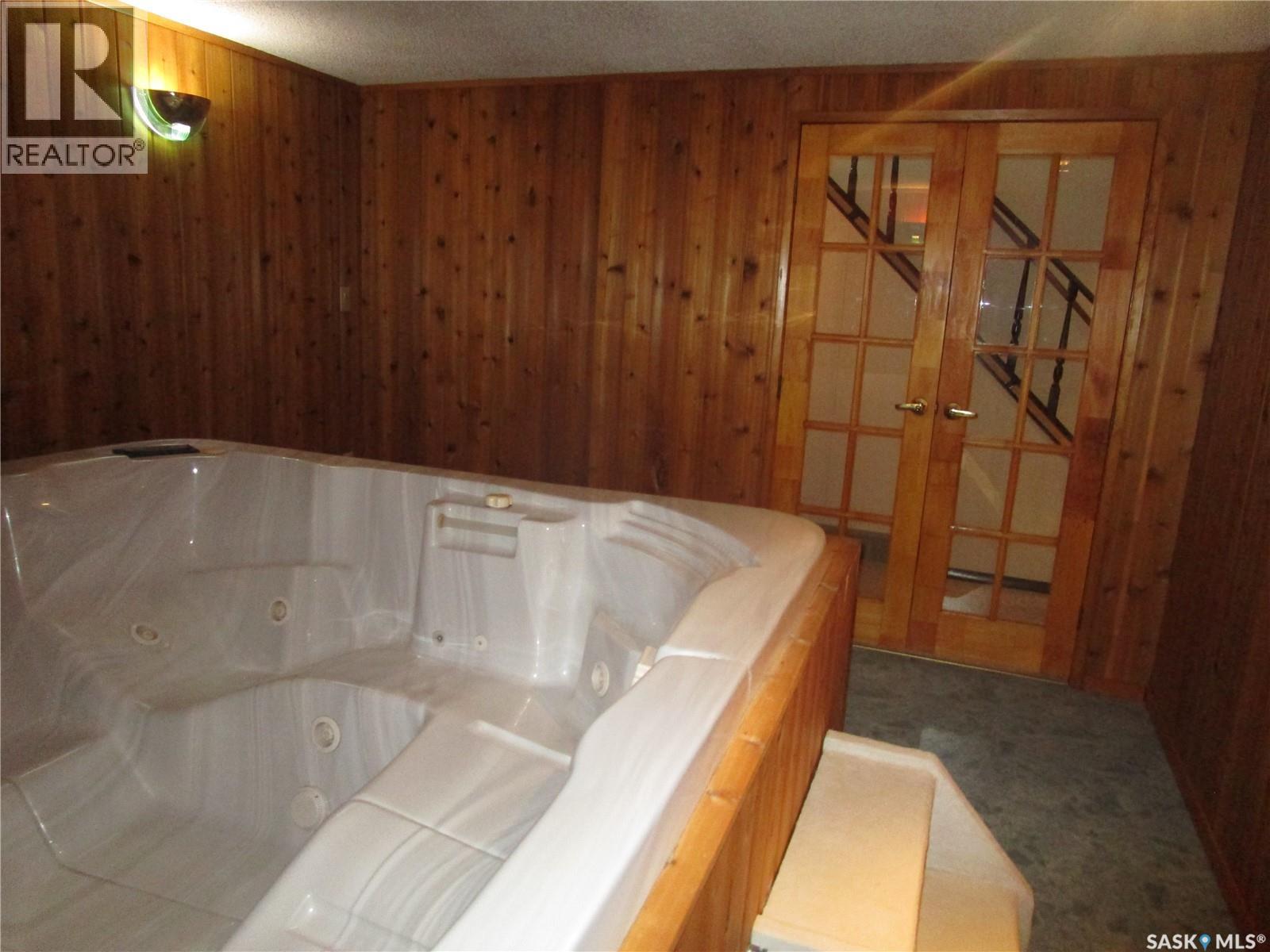 1003 1st Street W, Assiniboia, Saskatchewan  S0H 0B0 - Photo 25 - SK025644