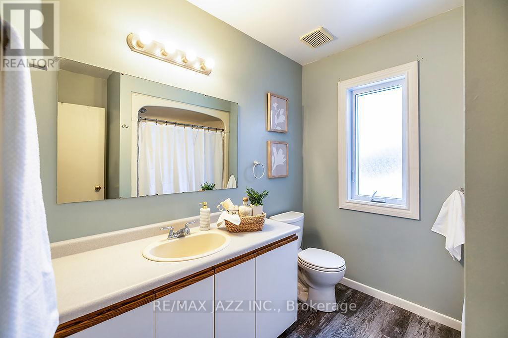 45 Milton Street, Bracebridge, Ontario  P1L 1G9 - Photo 23 - X12591796