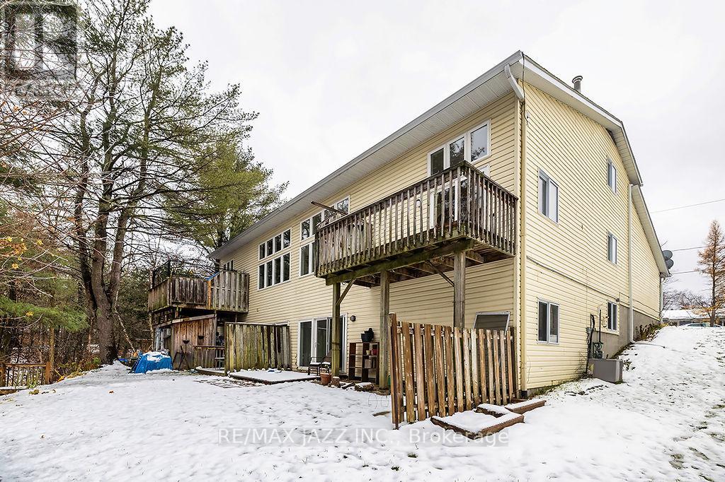 45 Milton Street, Bracebridge, Ontario  P1L 1G9 - Photo 40 - X12591796