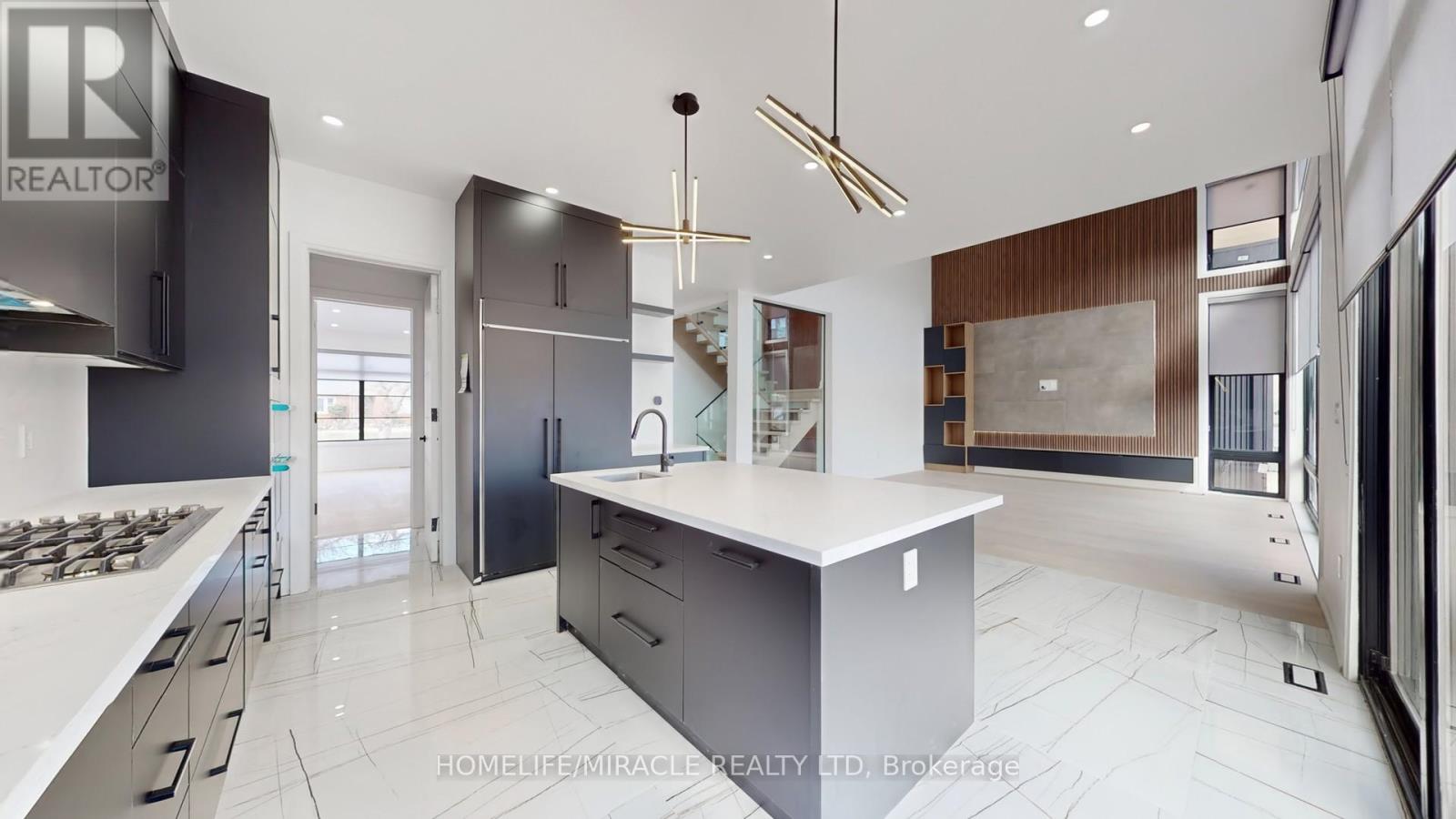 150 Stewart Street, Oakville, Ontario  L6K 1X9 - Photo 10 - W12635204