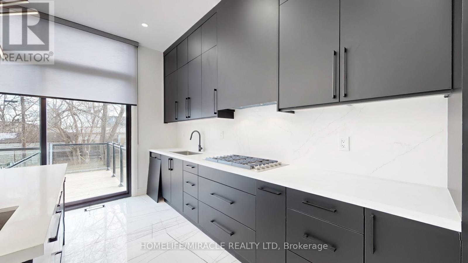 150 Stewart Street, Oakville, Ontario  L6K 1X9 - Photo 11 - W12635204