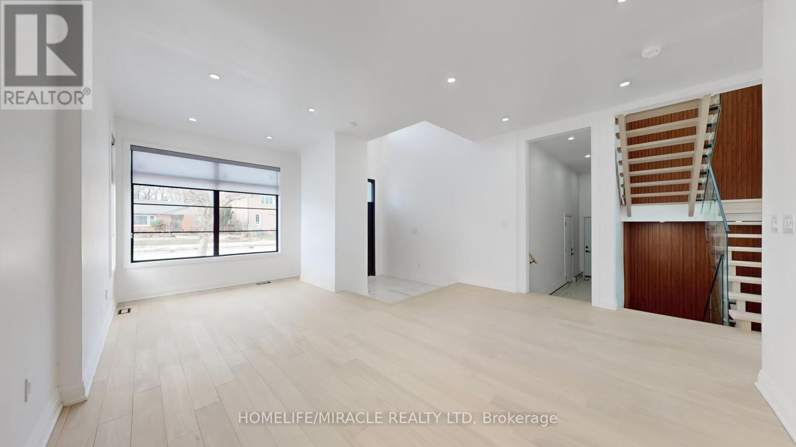 150 Stewart Street, Oakville, Ontario  L6K 1X9 - Photo 13 - W12635204