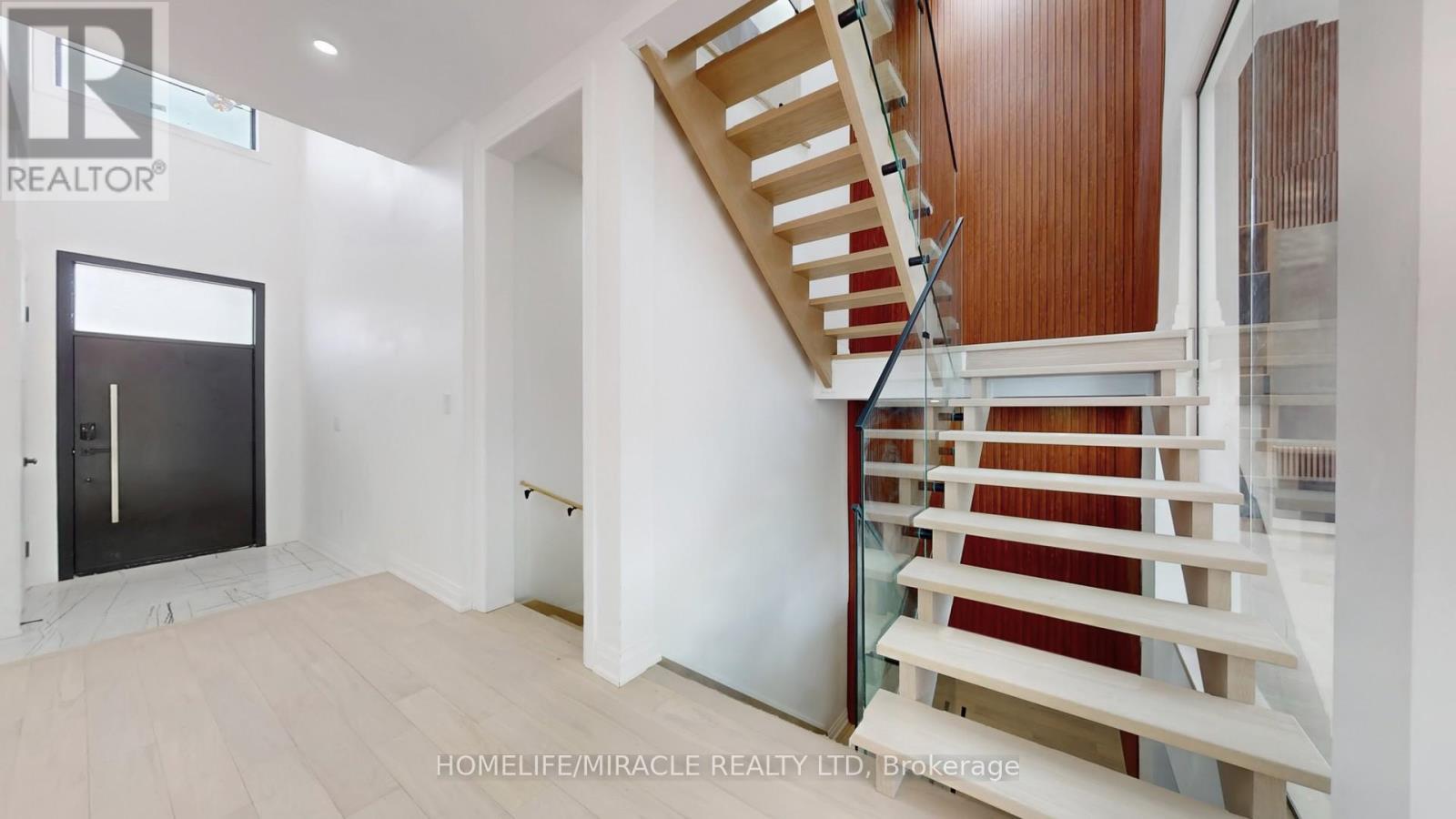 150 Stewart Street, Oakville, Ontario  L6K 1X9 - Photo 17 - W12635204