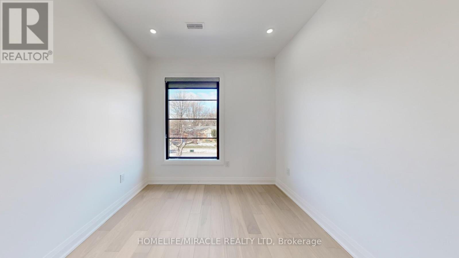 150 Stewart Street, Oakville, Ontario  L6K 1X9 - Photo 28 - W12635204