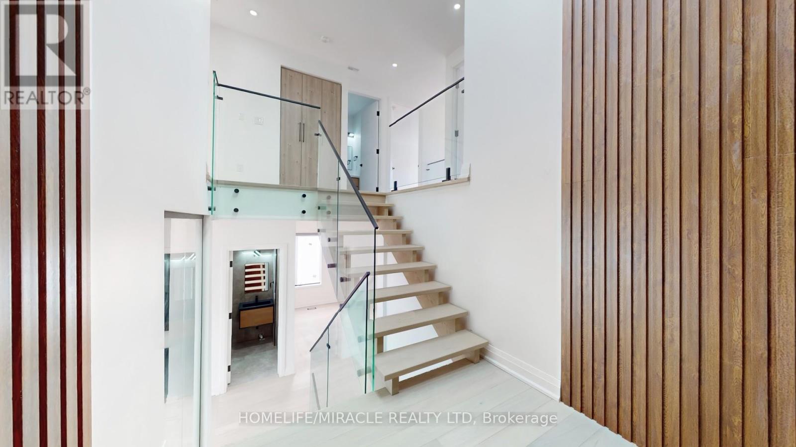 150 Stewart Street, Oakville, Ontario  L6K 1X9 - Photo 31 - W12635204