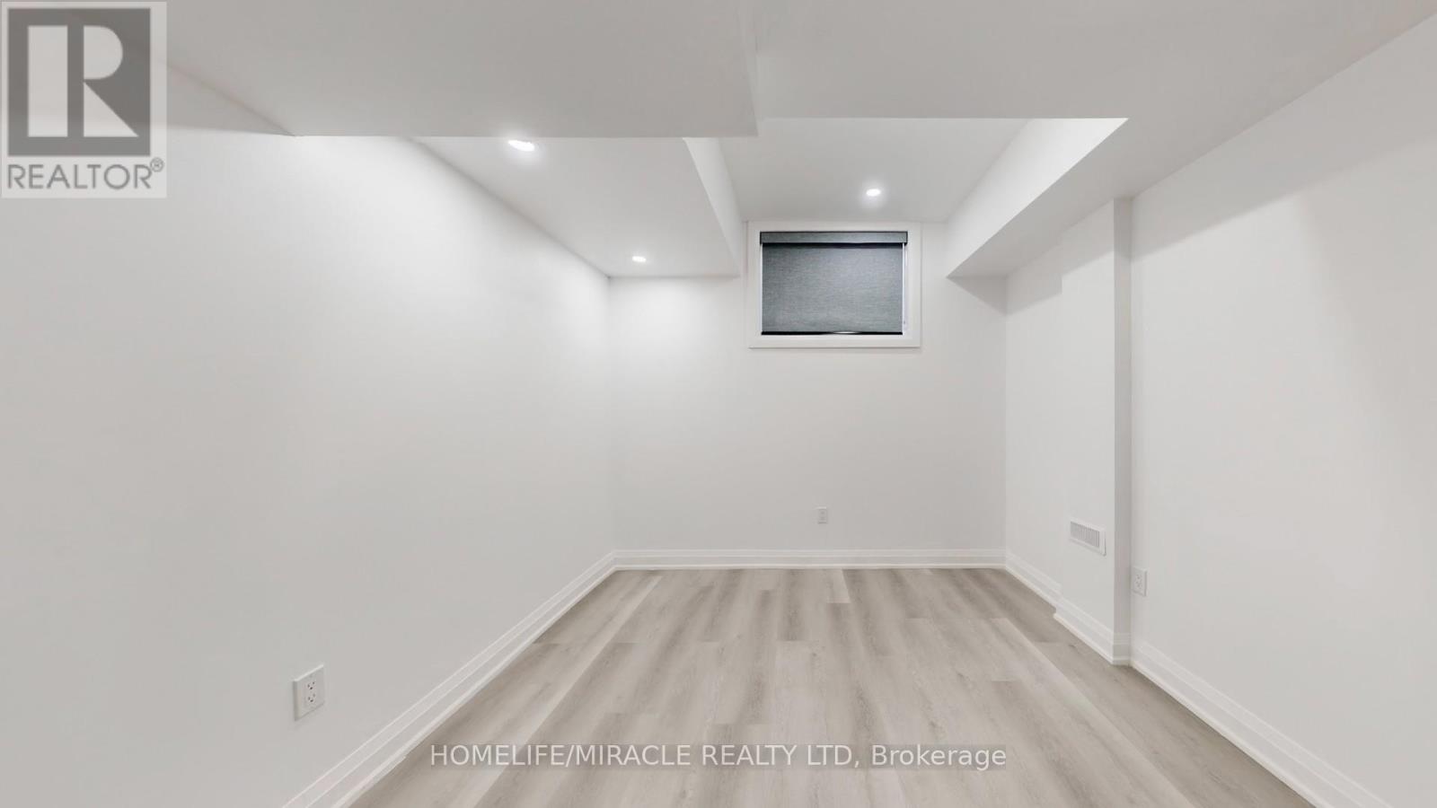 150 Stewart Street, Oakville, Ontario  L6K 1X9 - Photo 38 - W12635204