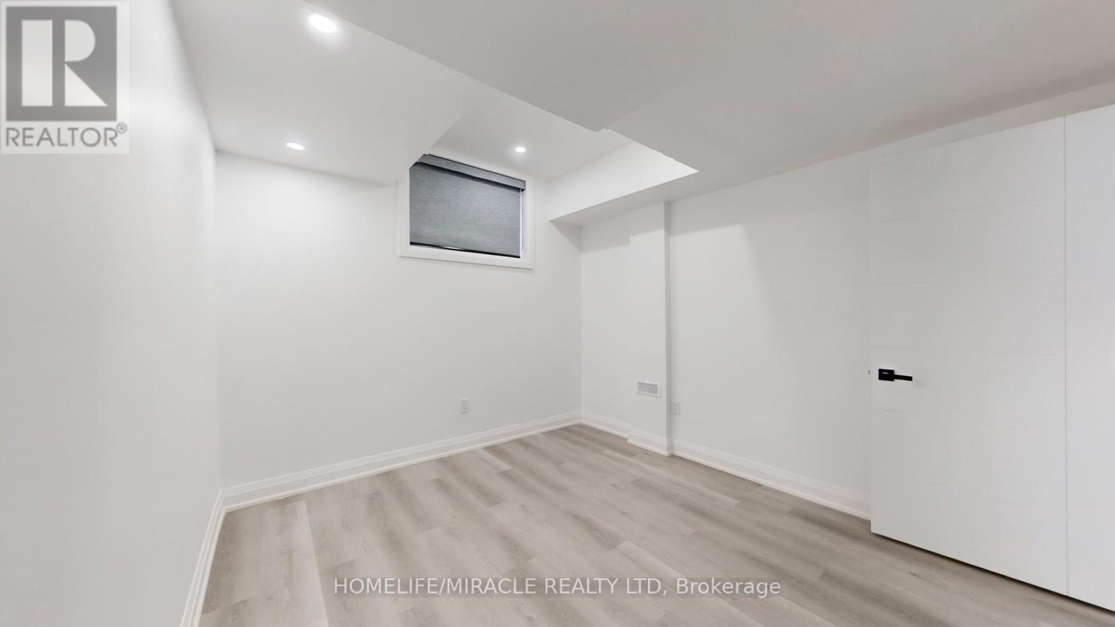 150 Stewart Street, Oakville, Ontario  L6K 1X9 - Photo 39 - W12635204