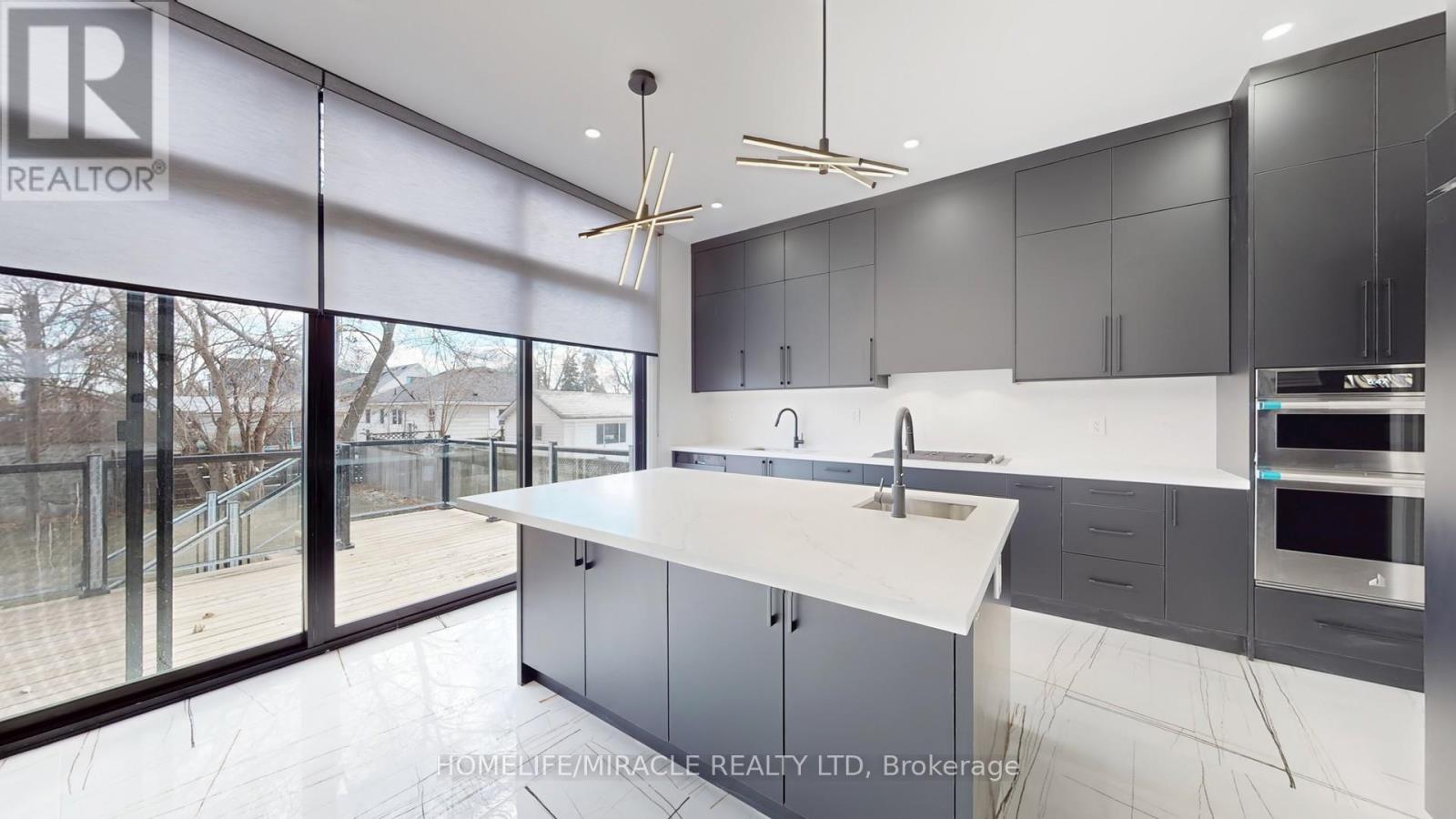 150 Stewart Street, Oakville, Ontario  L6K 1X9 - Photo 8 - W12635204