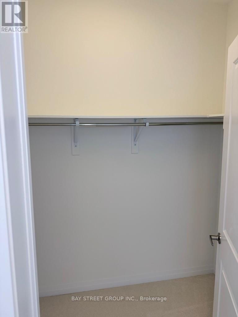 3210 Crystal Drive, Oakville, Ontario  L6M 5S8 - Photo 22 - W12635206