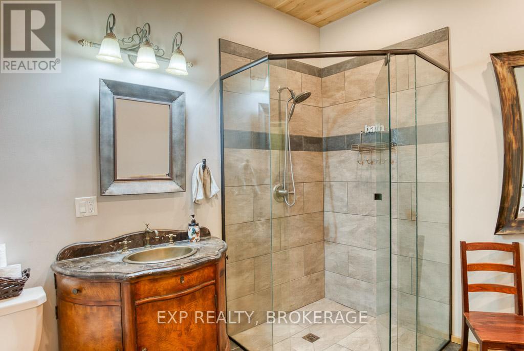 1249 Waters Edge Lane, Frontenac, Ontario K0H 1B0 - Photo 14 - X12635264