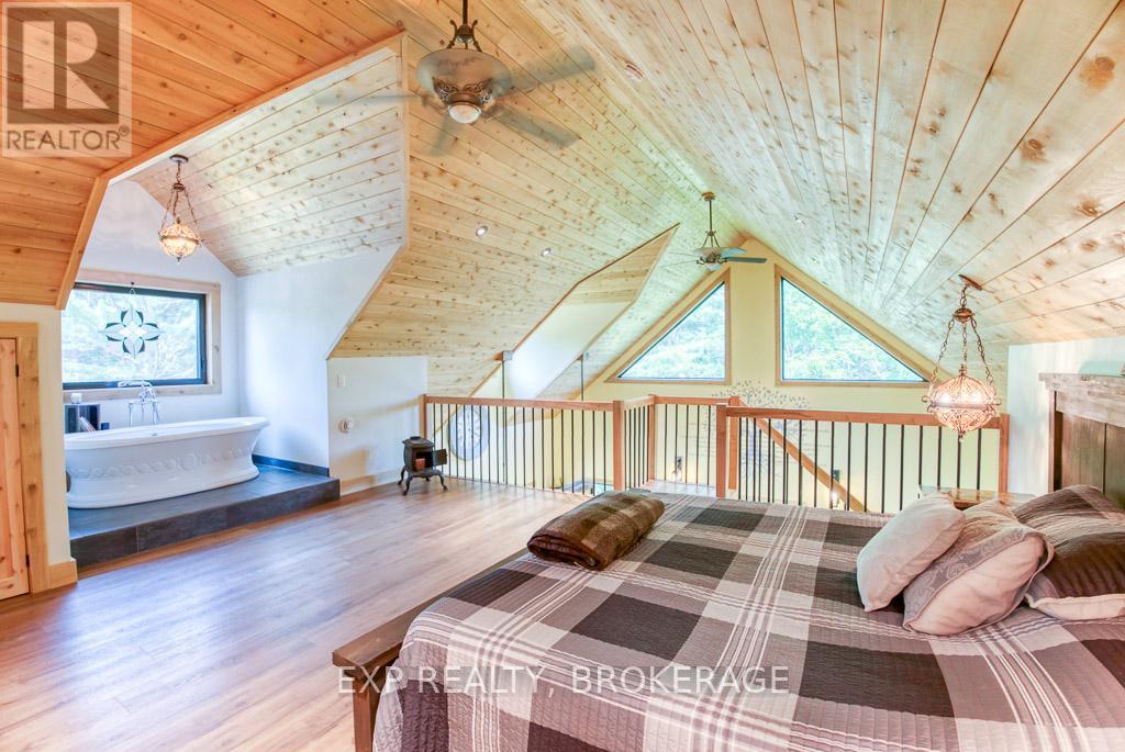 1249 Waters Edge Lane, Frontenac, Ontario K0H 1B0 - Photo 21 - X12635264