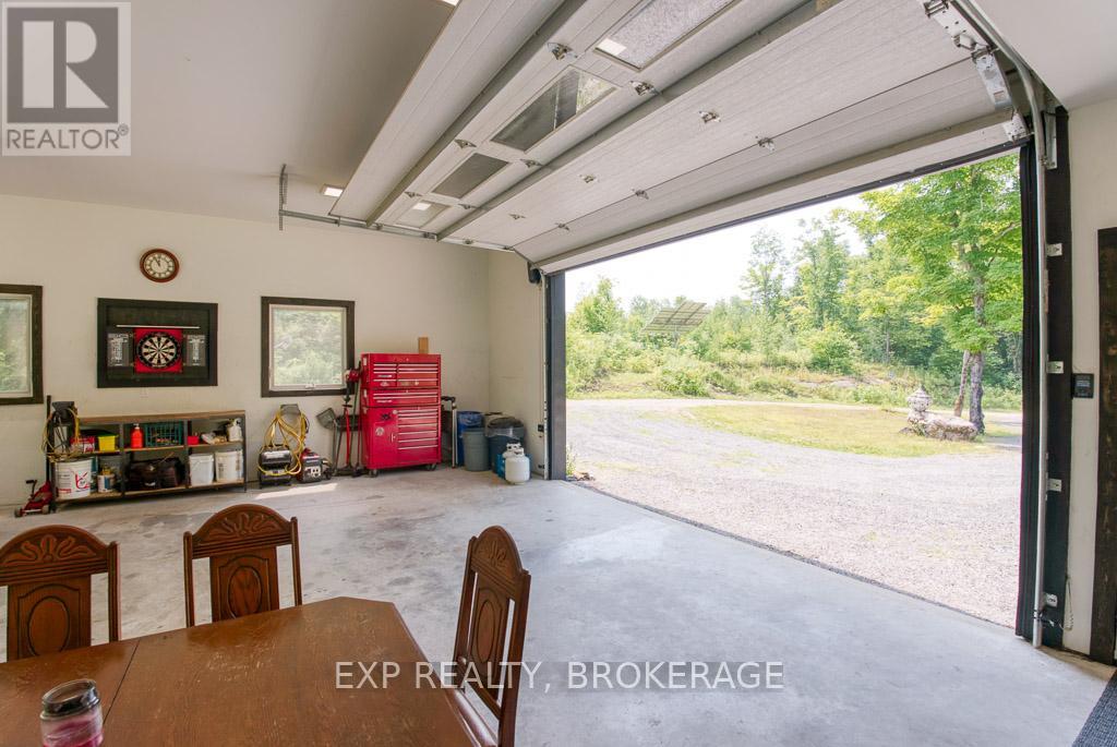 1249 Waters Edge Lane, Frontenac, Ontario K0H 1B0 - Photo 23 - X12635264