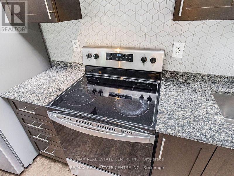 222 - 35 Kingsbury Square N, Guelph, Ontario  N1L 1C3 - Photo 15 - X12635210