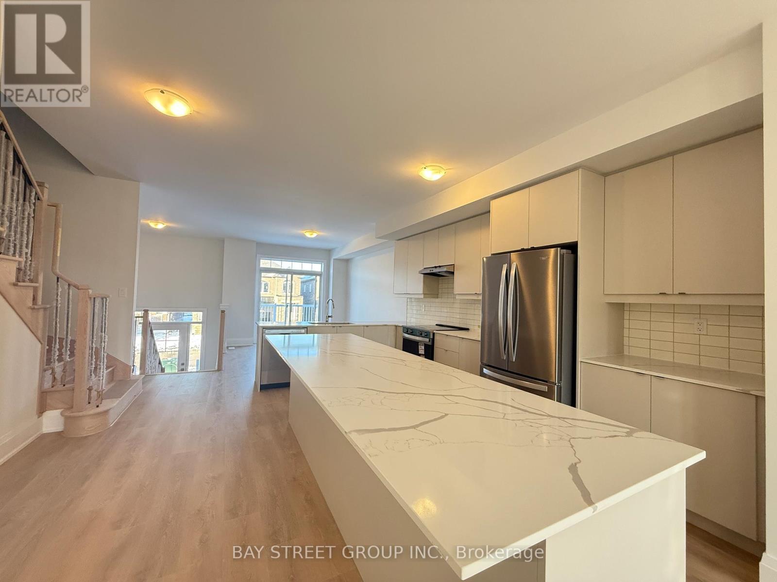 183 Seguin Street, Richmond Hill, Ontario L4E 1N3 - Photo 3 - N12606700