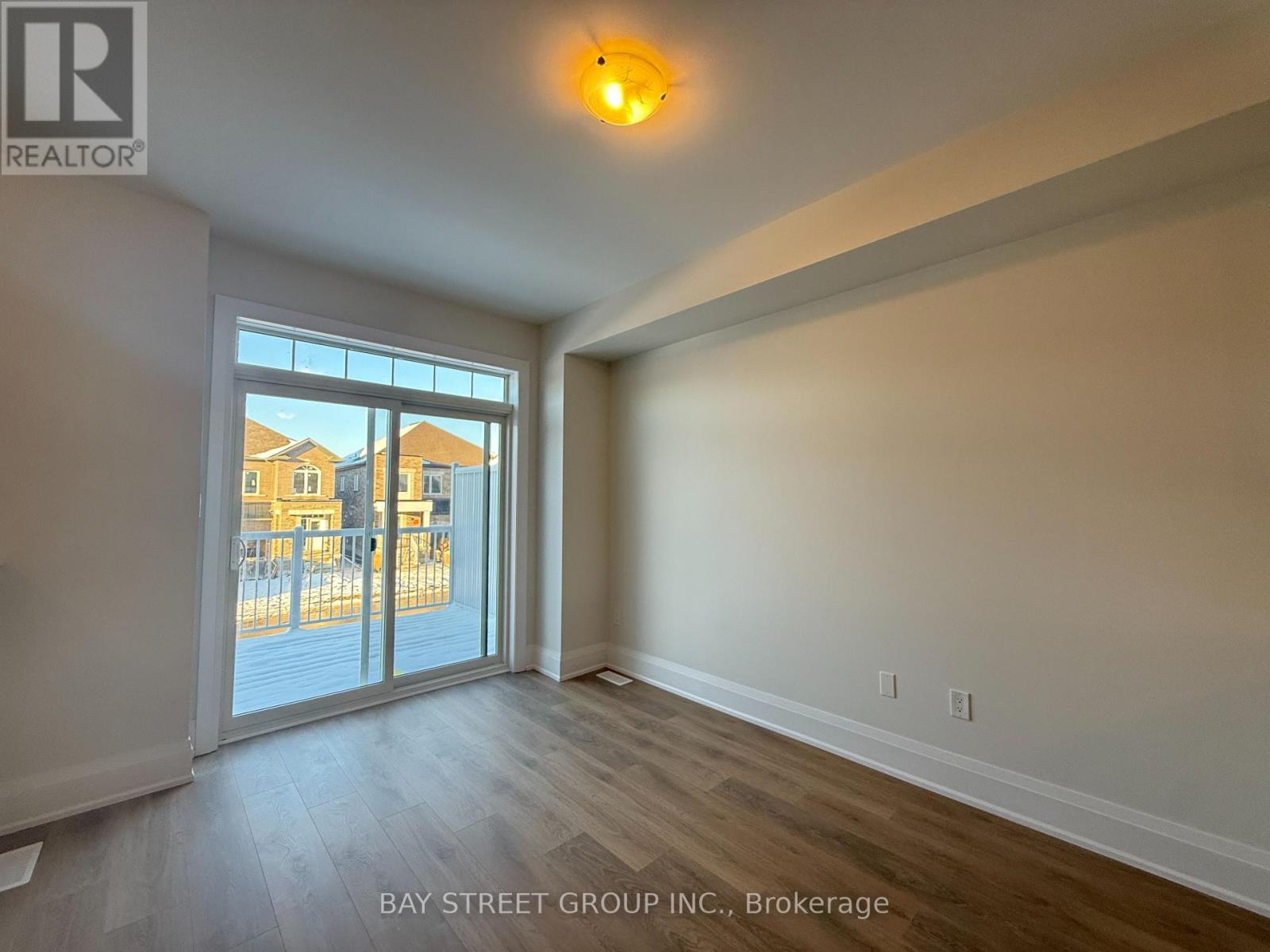 183 Seguin Street, Richmond Hill, Ontario L4E 1N3 - Photo 5 - N12606700