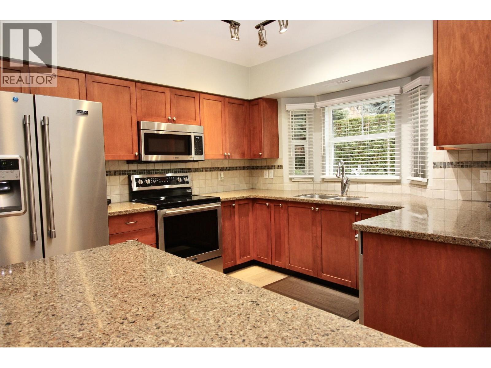 1853 Parkview Crescent Unit# 28, Kelowna, British Columbia  V1X 8A3 - Photo 7 - 10371212