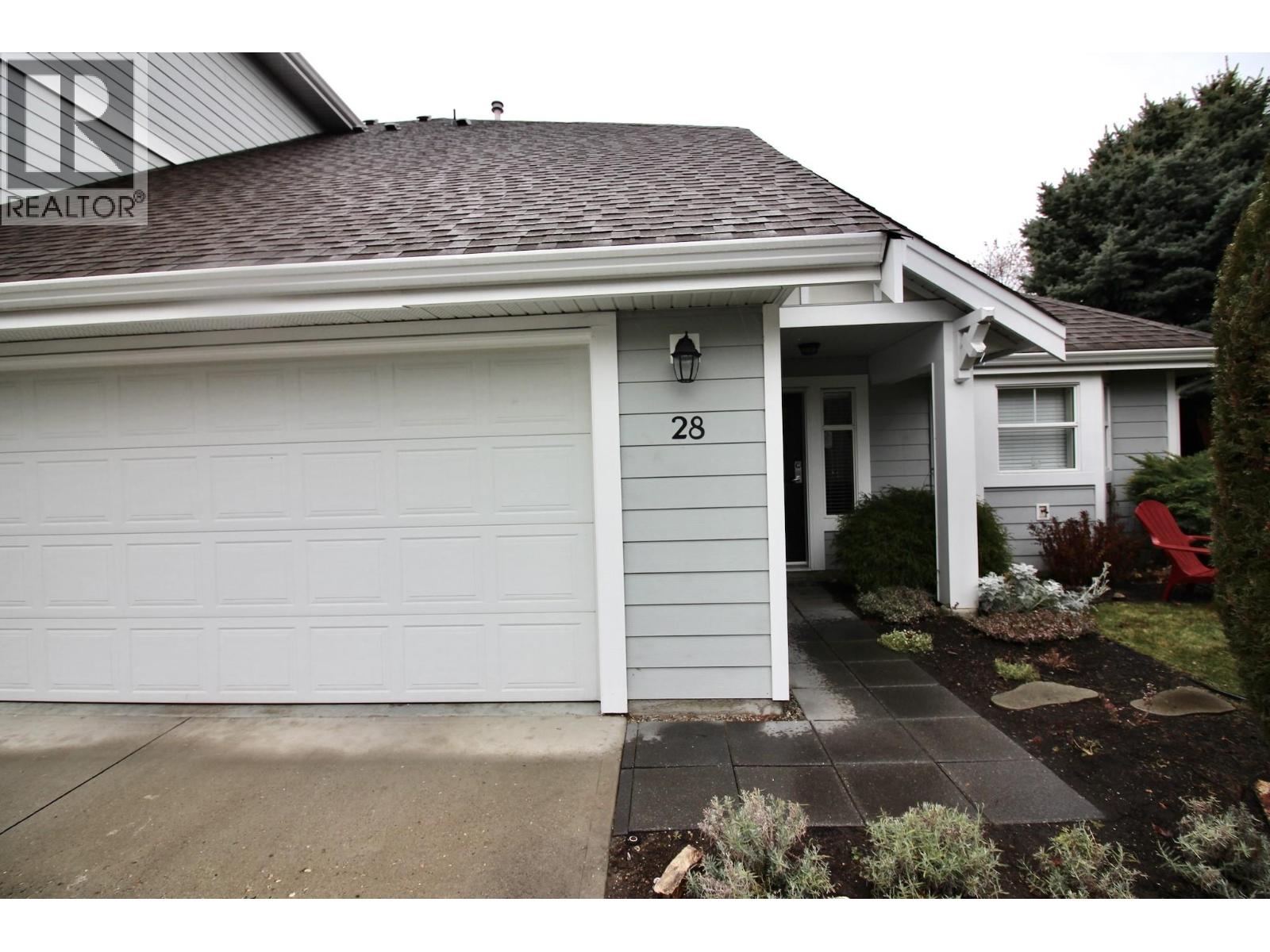 1853 Parkview Crescent Unit# 28, Kelowna, British Columbia