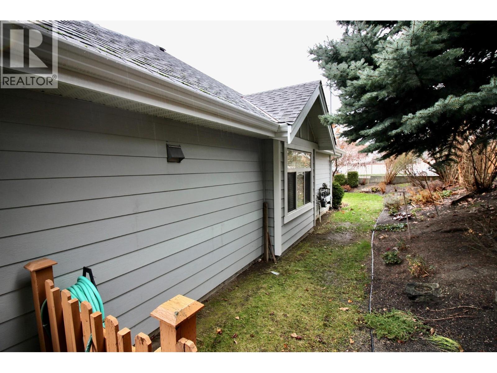 1853 Parkview Crescent Unit# 28, Kelowna, British Columbia  V1X 8A3 - Photo 24 - 10371212