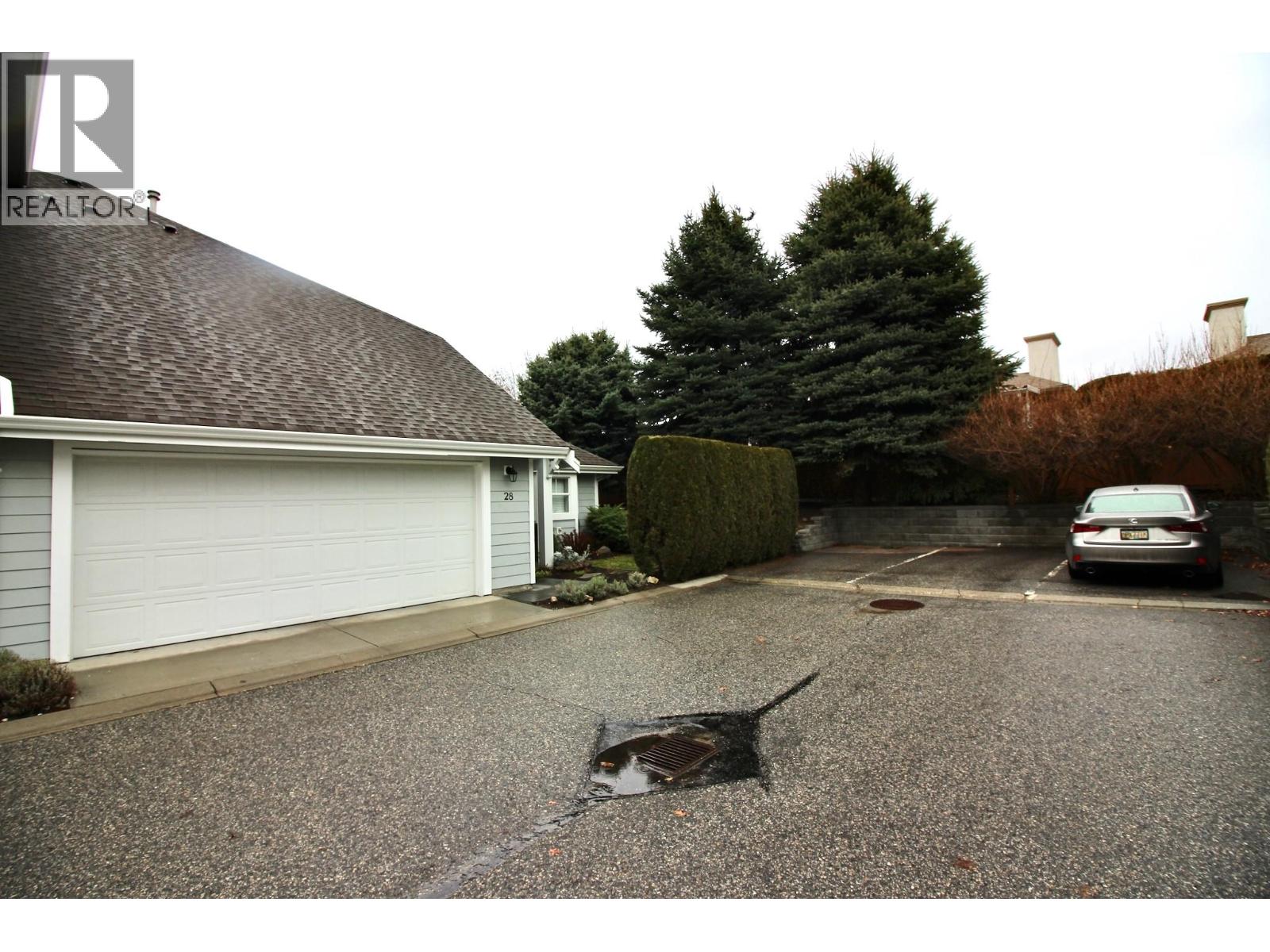 1853 Parkview Crescent Unit# 28, Kelowna, British Columbia  V1X 8A3 - Photo 29 - 10371212