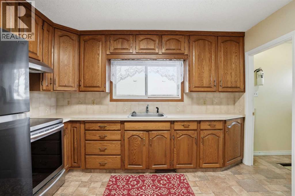 8624 33 Avenue Nw, Calgary, Alberta  T3B 1M3 - Photo 22 - A2274524