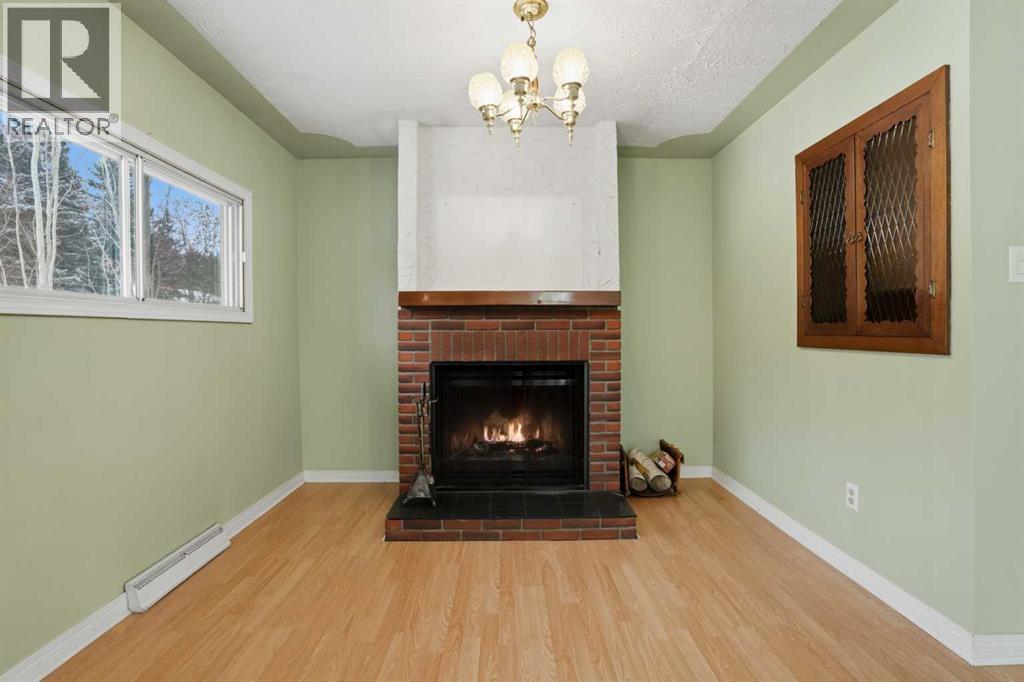 8624 33 Avenue Nw, Calgary, Alberta  T3B 1M3 - Photo 6 - A2274524