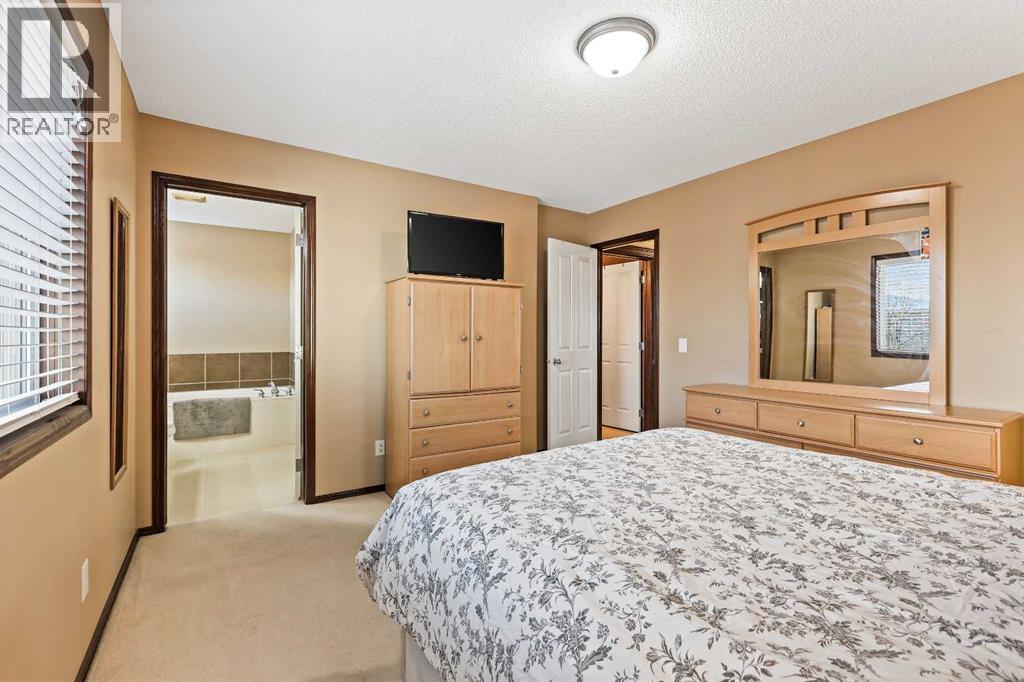 1976 New Brighton Drive Se, Calgary, Alberta  T2Z 4G7 - Photo 22 - A2274819