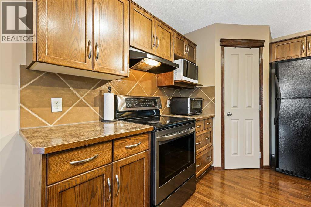 1976 New Brighton Drive Se, Calgary, Alberta  T2Z 4G7 - Photo 12 - A2274819