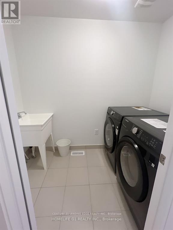 11 Liam Foudy Court, Toronto, Ontario M1P 0G3 - Photo 13 - E12635256