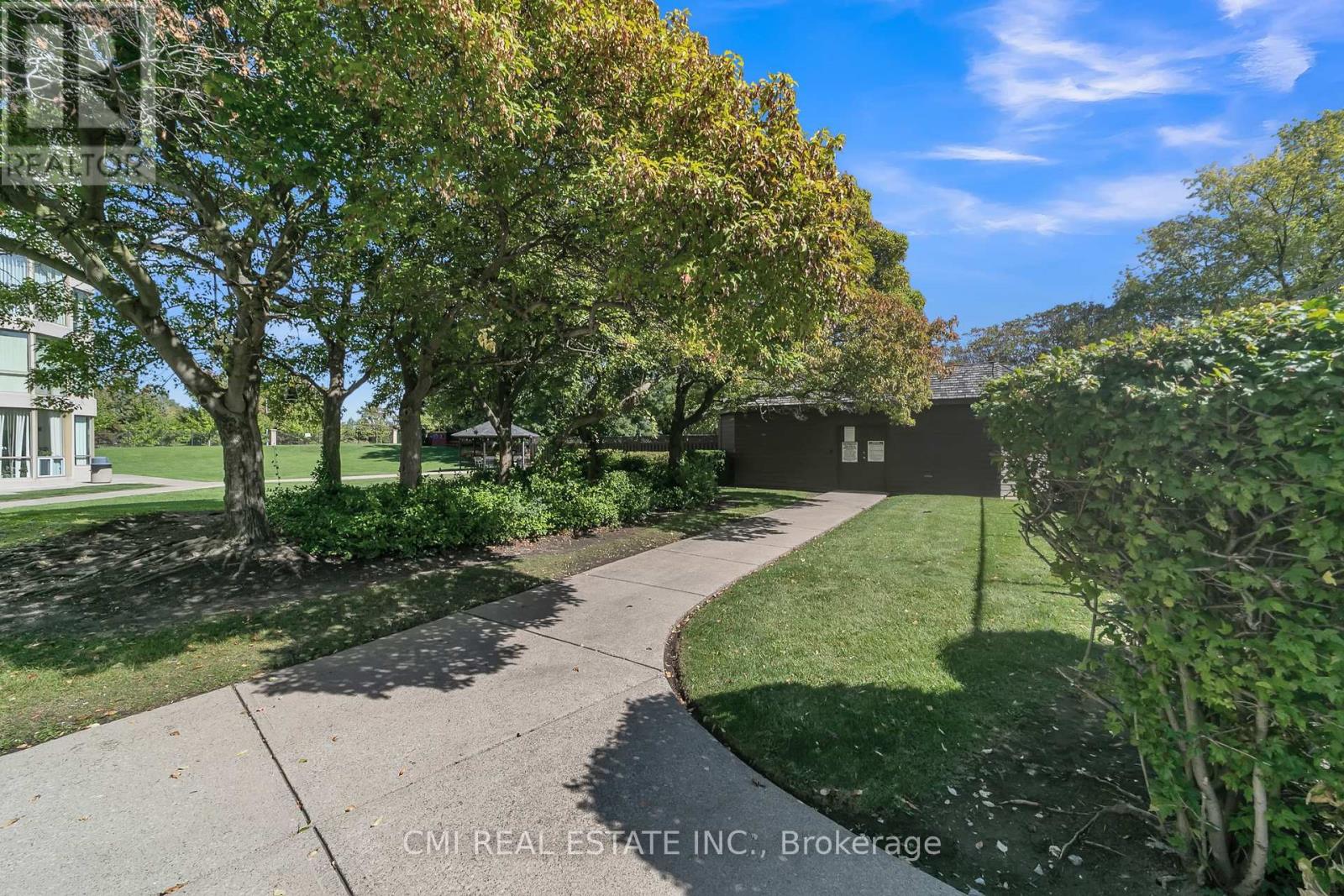 805 - 309 Major Mackenzie Drive E, Richmond Hill, Ontario L4C 9V5 - Photo 3 - N12635240