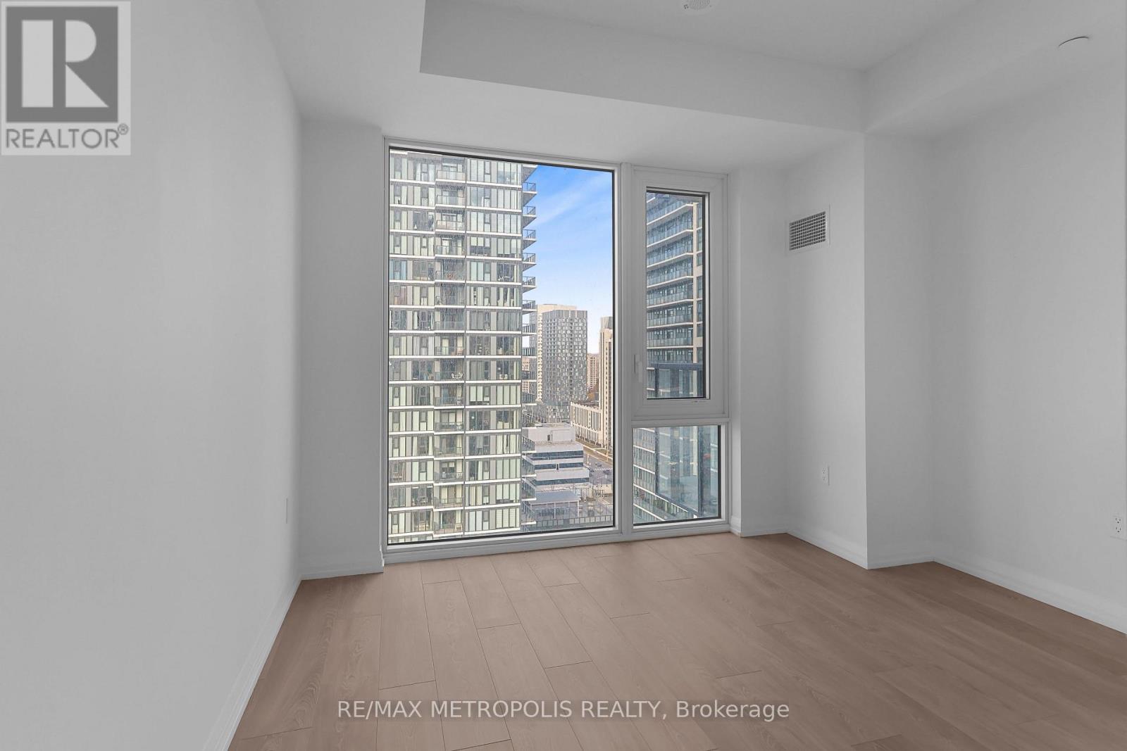 1711 - 27 Korda Gate, Vaughan, Ontario  L4K 0P6 - Photo 10 - N12635298