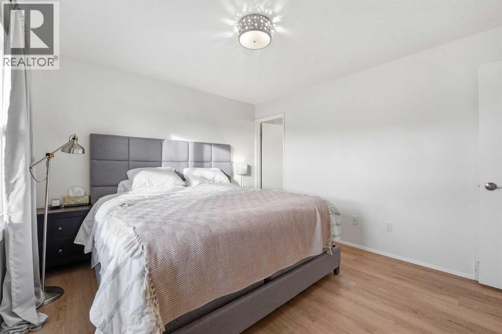 60 Sunmount Close Se, Calgary, Alberta  T2X 1V6 - Photo 17 - A2270563