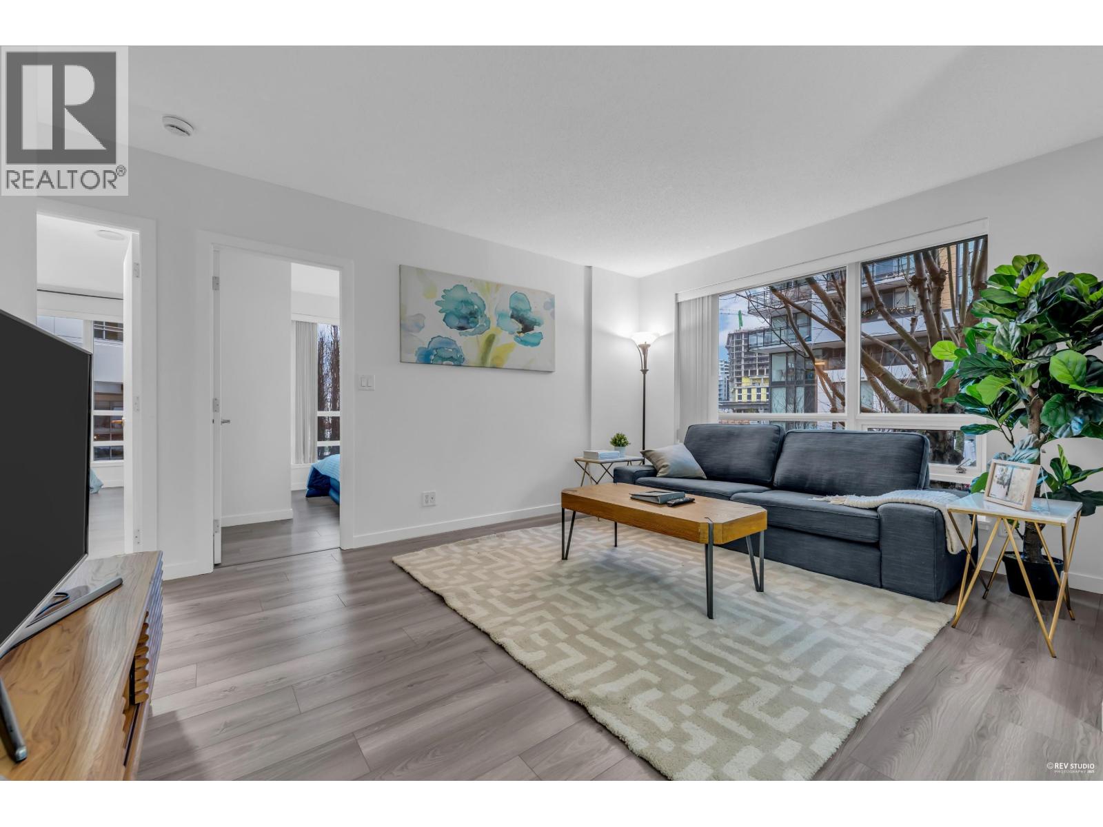 201 3111 CORVETTE WAY, Richmond, British Columbia