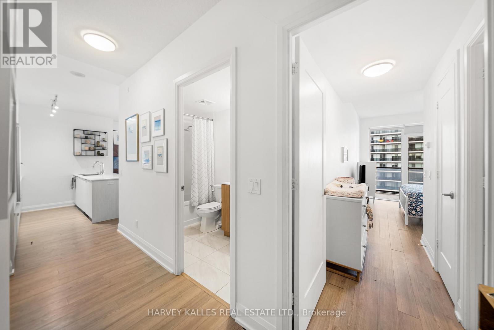 2703 - 56 Annie Craig Drive, Toronto, Ontario M8V 0C8 - Photo 17 - W12635236