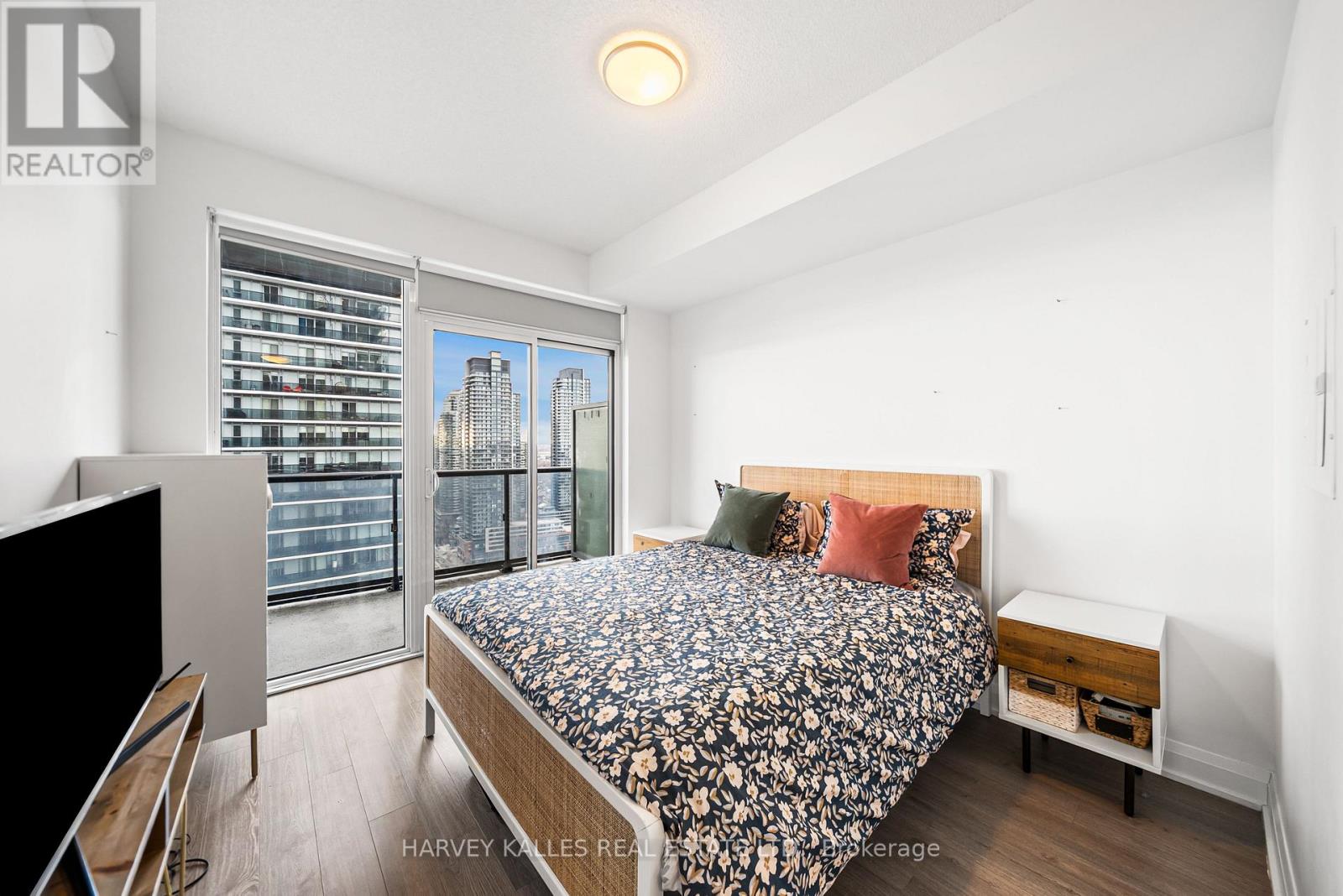 2703 - 56 Annie Craig Drive, Toronto, Ontario M8V 0C8 - Photo 19 - W12635236