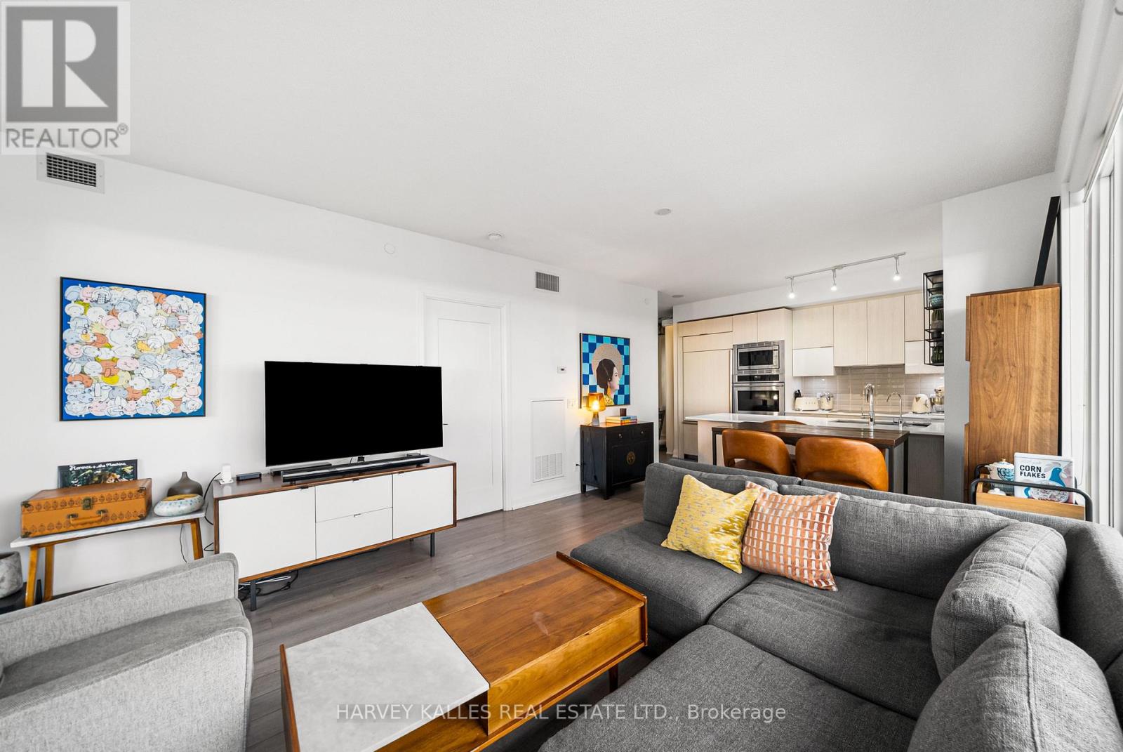 2703 - 56 Annie Craig Drive, Toronto, Ontario M8V 0C8 - Photo 7 - W12635236