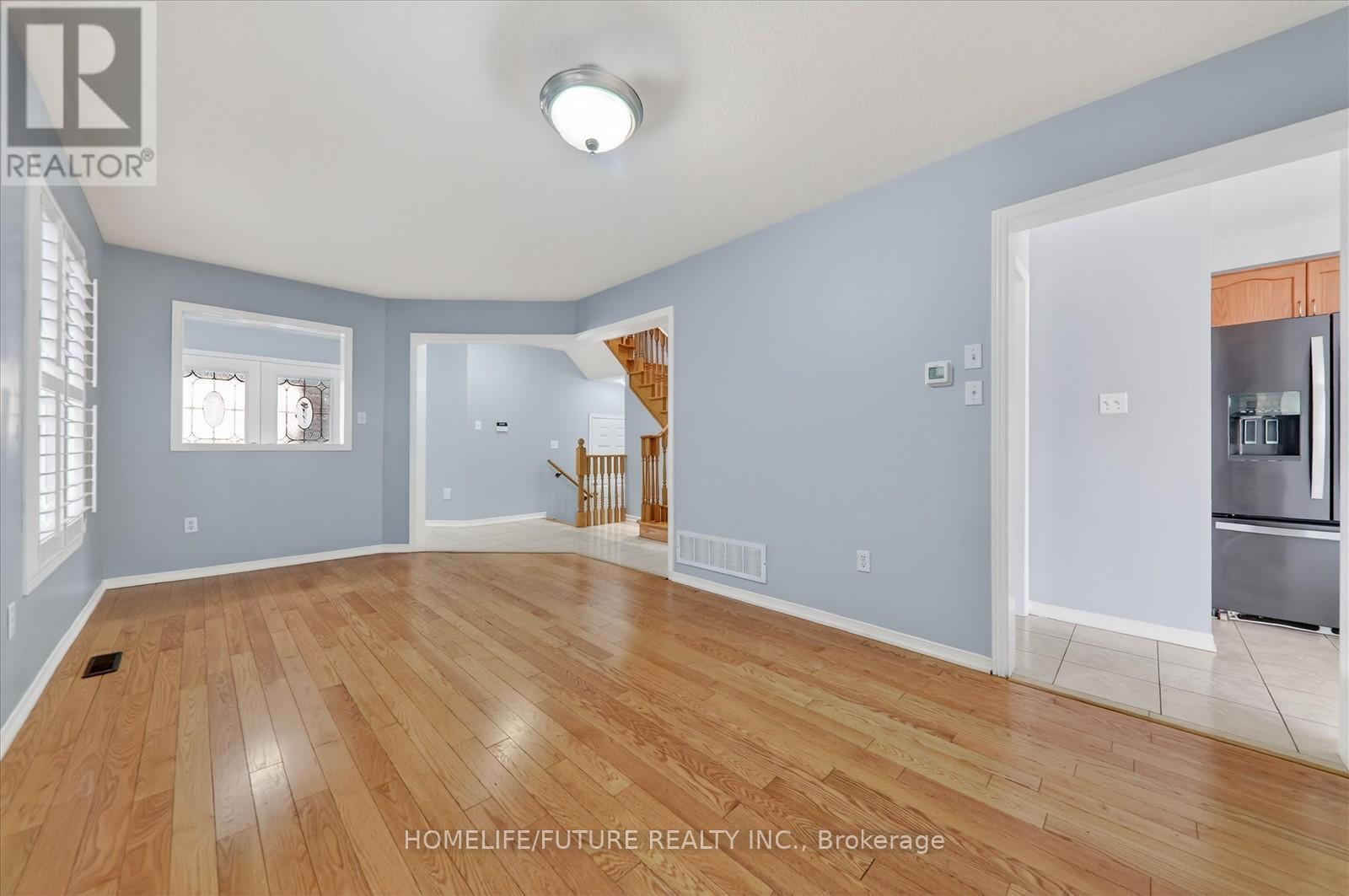 29 Riverplace Crescent, Brampton, Ontario  L6P 2N3 - Photo 10 - W12635268