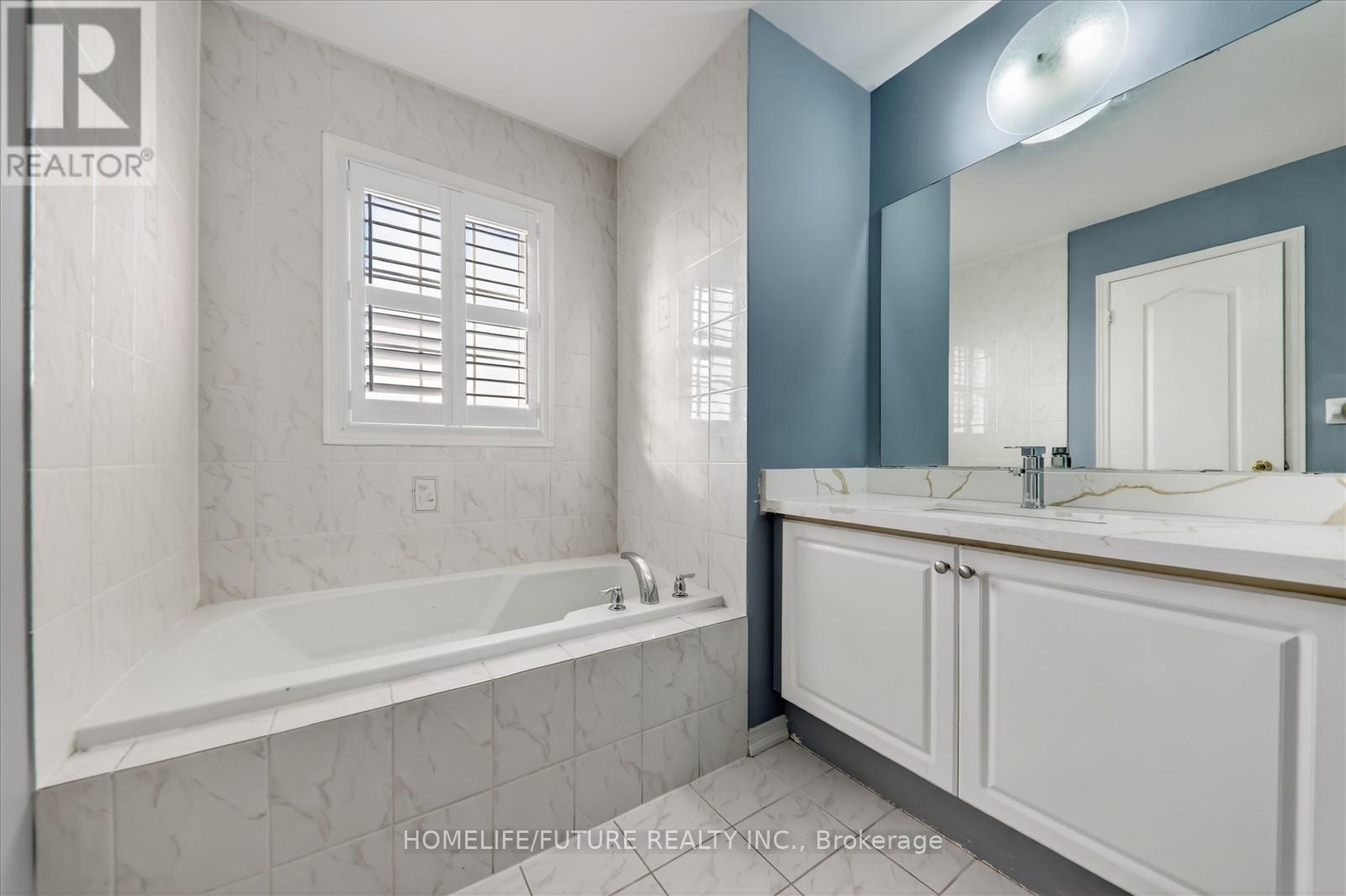 29 Riverplace Crescent, Brampton, Ontario  L6P 2N3 - Photo 24 - W12635268