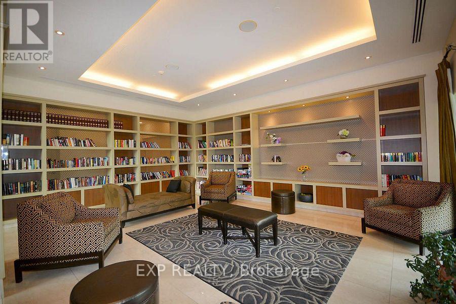 1007 - 100 John Street, Brampton, Ontario  L6W 0A8 - Photo 24 - W12635294