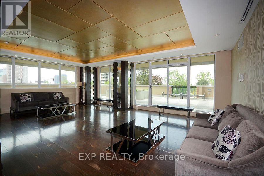 1007 - 100 John Street, Brampton, Ontario  L6W 0A8 - Photo 28 - W12635294