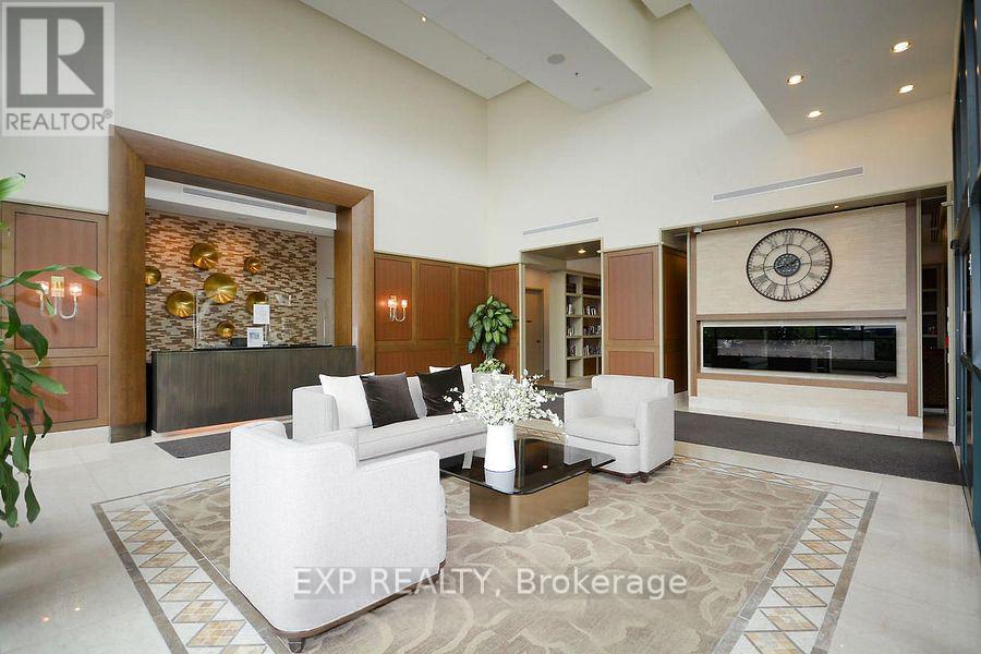 1007 - 100 John Street, Brampton, Ontario  L6W 0A8 - Photo 33 - W12635294