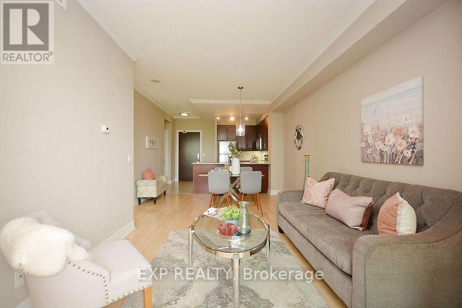 1007 - 100 John Street, Brampton, Ontario  L6W 0A8 - Photo 5 - W12635294