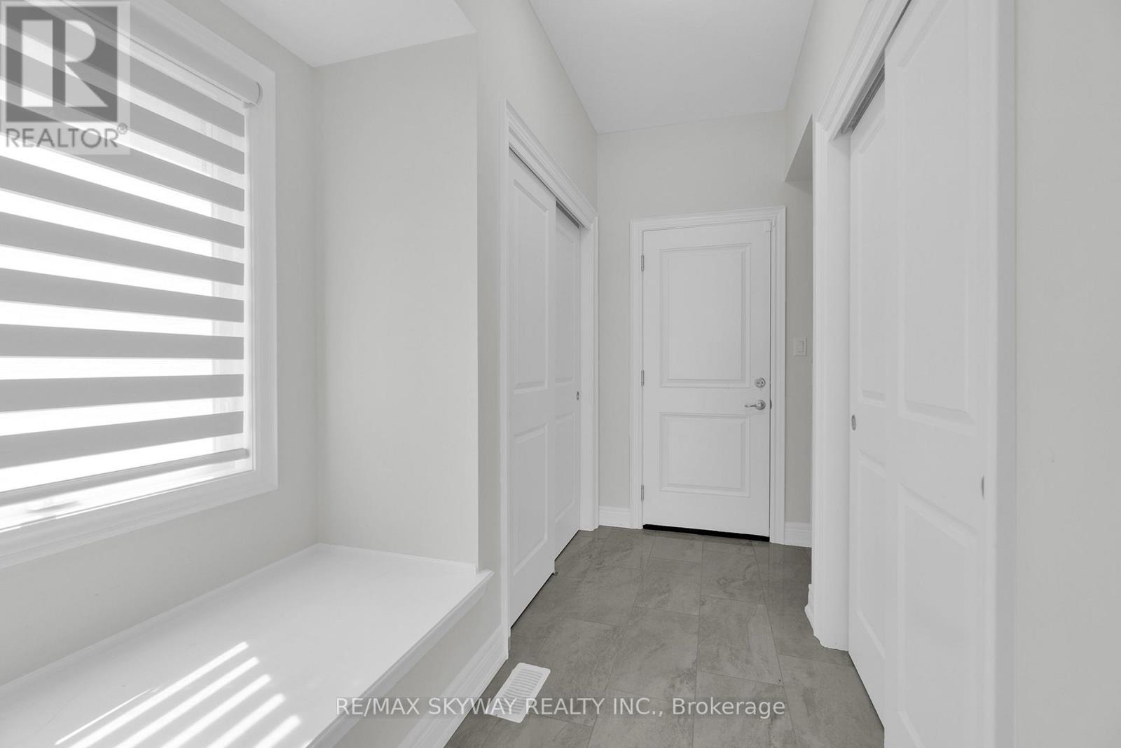 27 Monarch Street, Welland, Ontario  L3C 0E6 - Photo 26 - X12635242