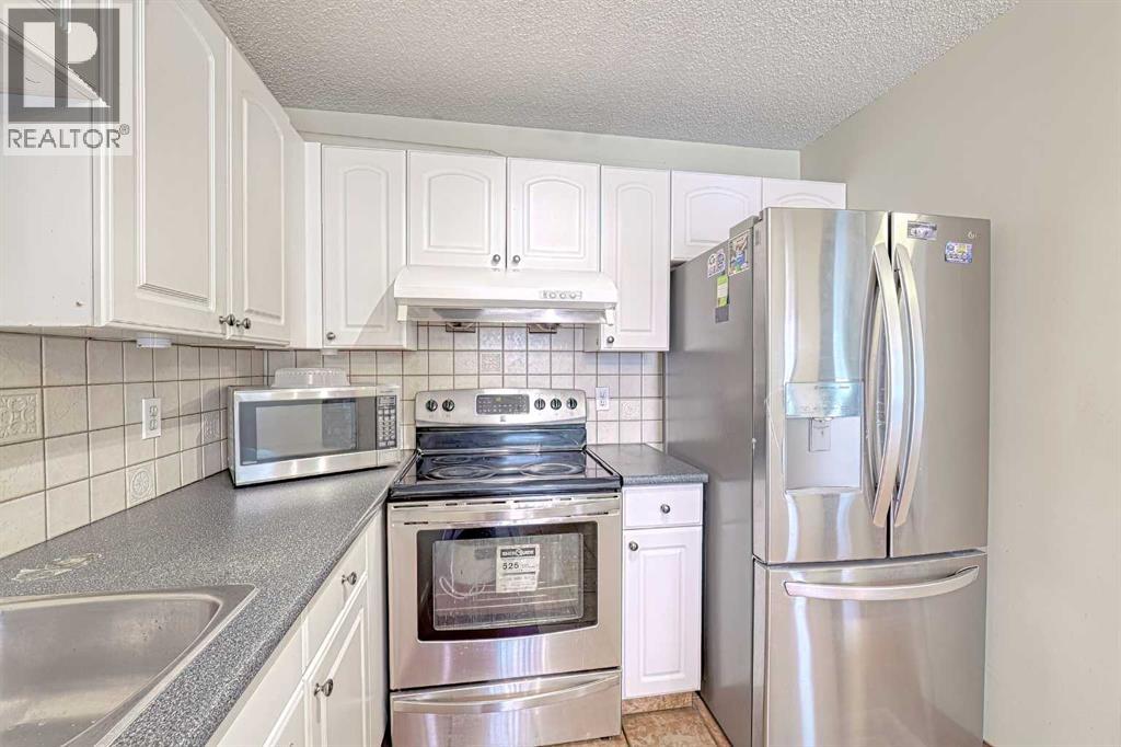 24 Shawmeadows Road Sw, Calgary, Alberta T2Y 1B2 - Photo 11 - A2275194